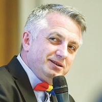 Marius Bostan, Antreprenor și fost Ministru al Comunicațiilor